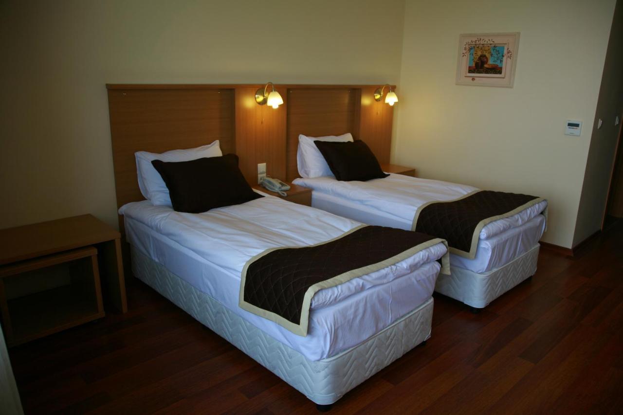 Otel 阿克恰科贾 外观 照片