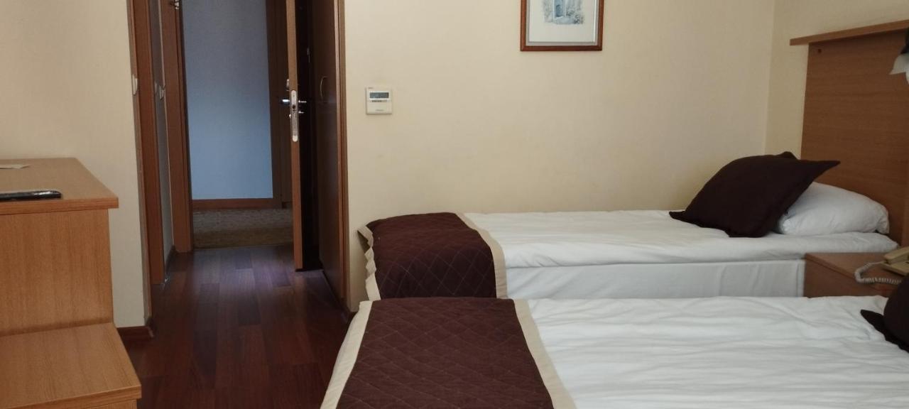 Otel 阿克恰科贾 外观 照片